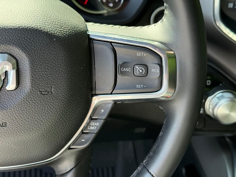 Ram 1500 Vehicle Image 22