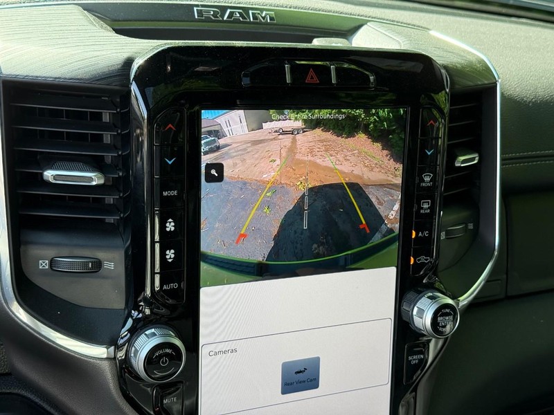 Ram 1500 Vehicle Image 25