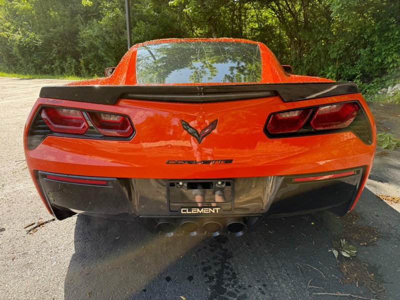 Chevrolet Corvette Vehicle Image 08