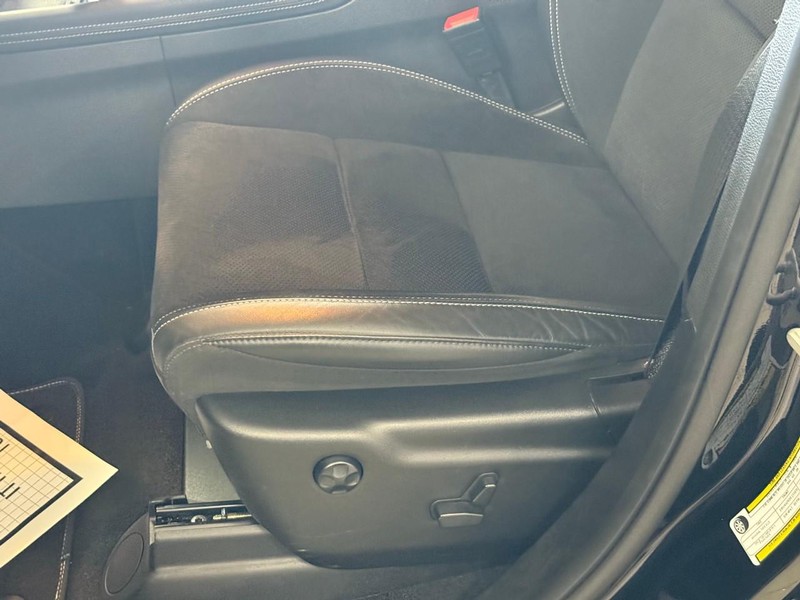 Dodge Durango Vehicle Image 17