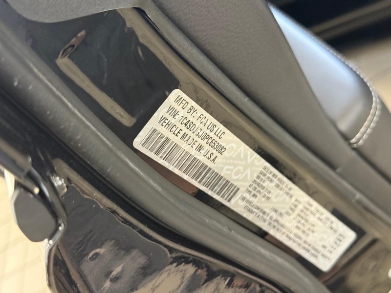 Dodge Durango Vehicle Image 18