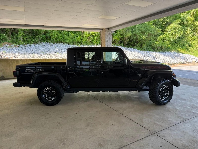 Jeep Gladiator Vehicle Image 05