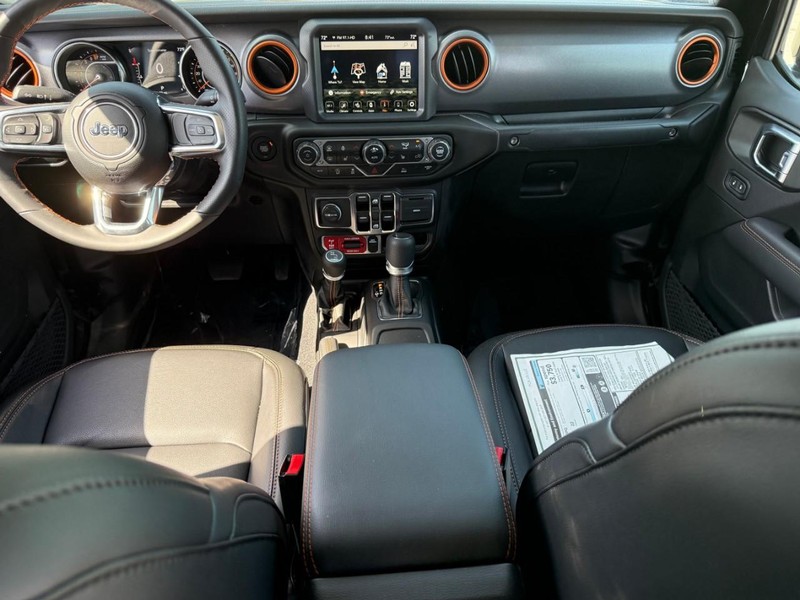 Jeep Gladiator Vehicle Image 08