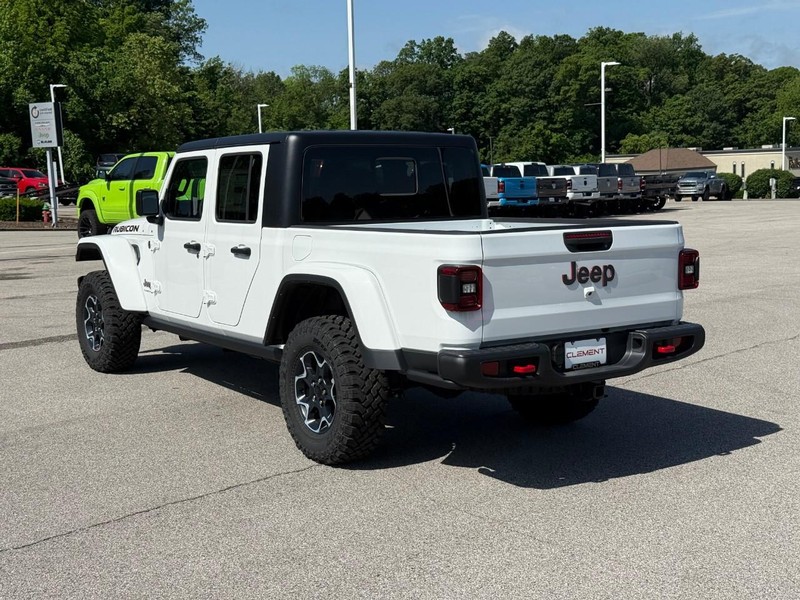 Jeep Gladiator Vehicle Image 04