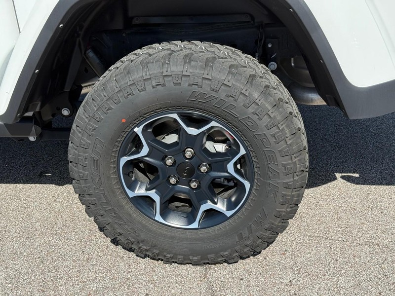 Jeep Gladiator Vehicle Image 05