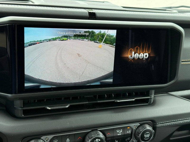 Jeep Wrangler Vehicle Image 19