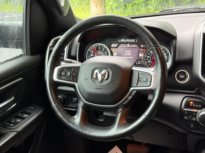 Ram 1500 Vehicle Image 15
