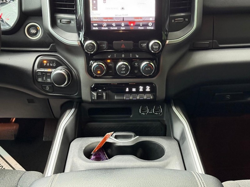 Ram 1500 Vehicle Image 17