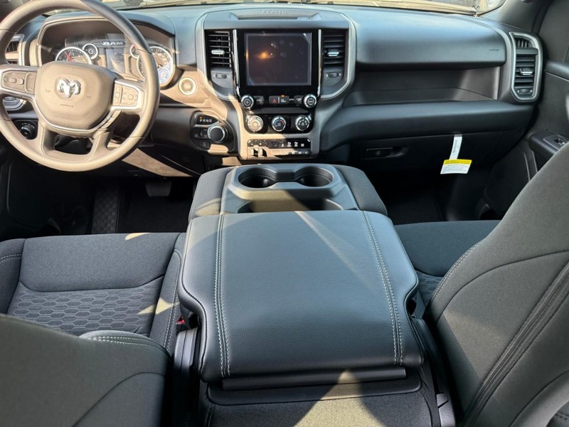 Ram 1500 Vehicle Image 08