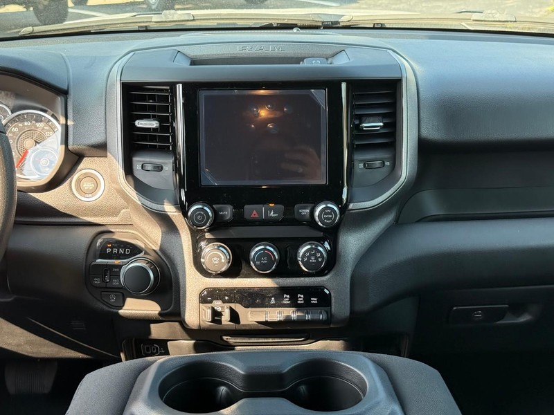 Ram 1500 Vehicle Image 11