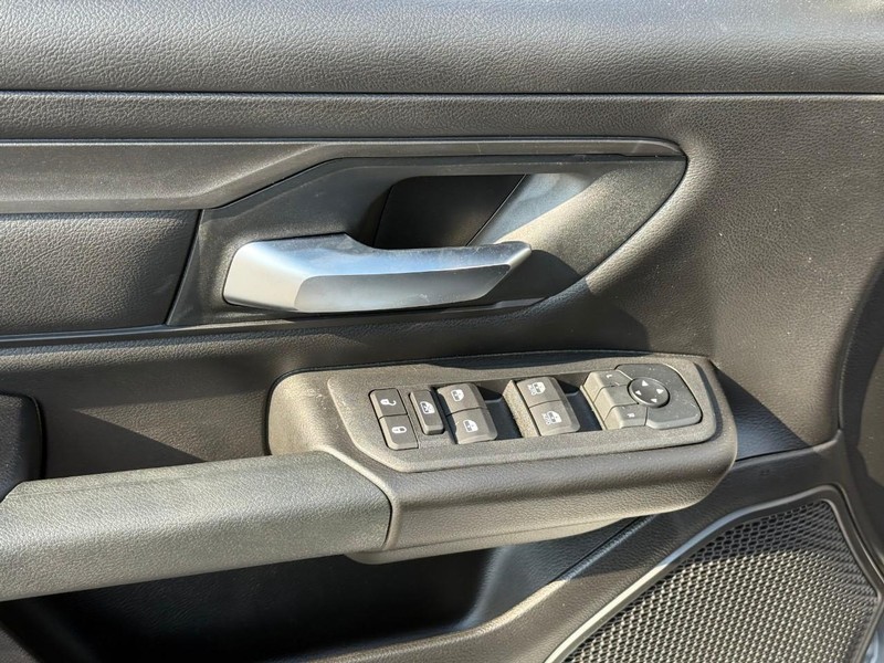 Ram 1500 Vehicle Image 13