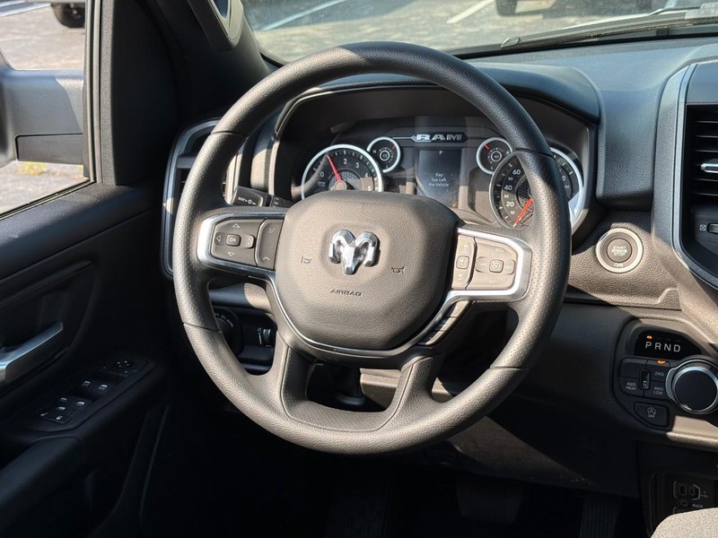 Ram 1500 Vehicle Image 09