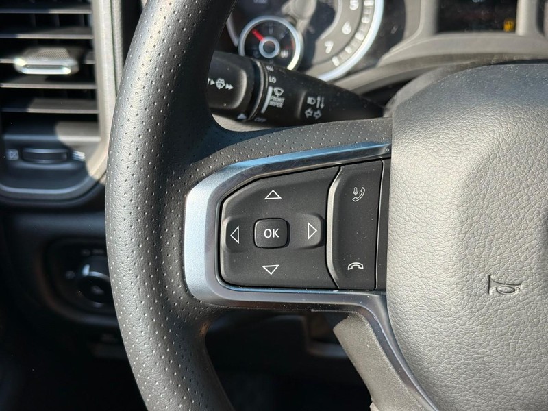 Ram 1500 Vehicle Image 15