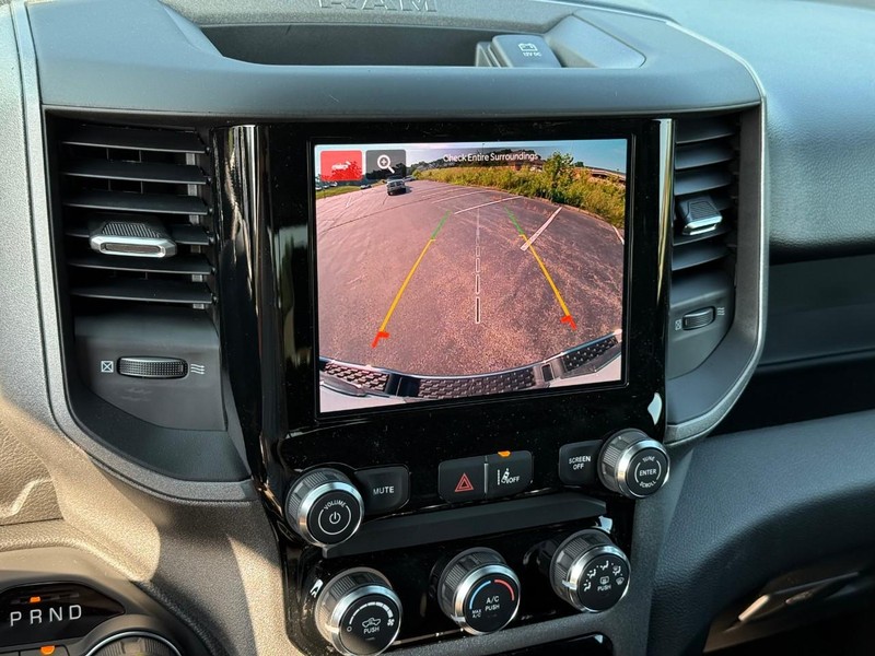 Ram 1500 Vehicle Image 17