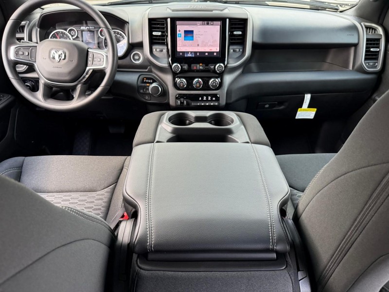 Ram 1500 Vehicle Image 08