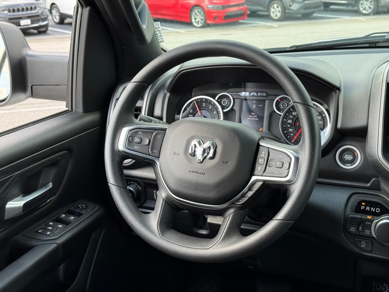 Ram 1500 Vehicle Image 09