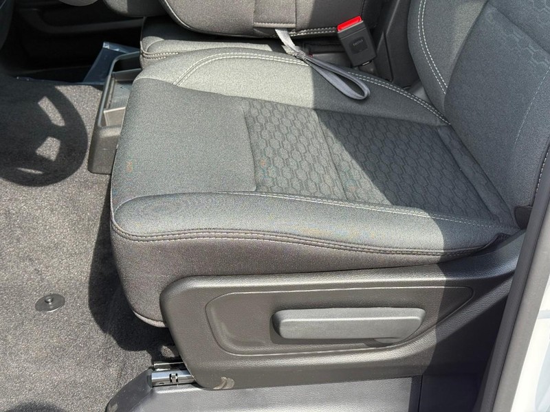 Ram 1500 Vehicle Image 14