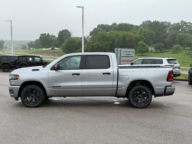Ram 1500 Vehicle Image 03