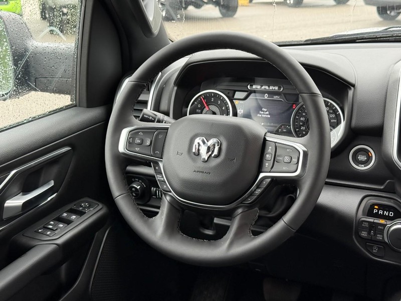 Ram 1500 Vehicle Image 09