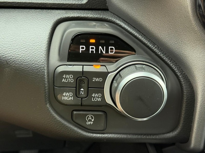 Ram 1500 Vehicle Image 19