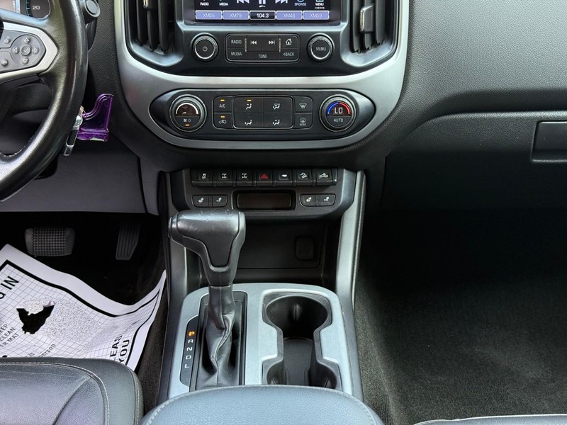 Chevrolet Colorado Vehicle Image 15