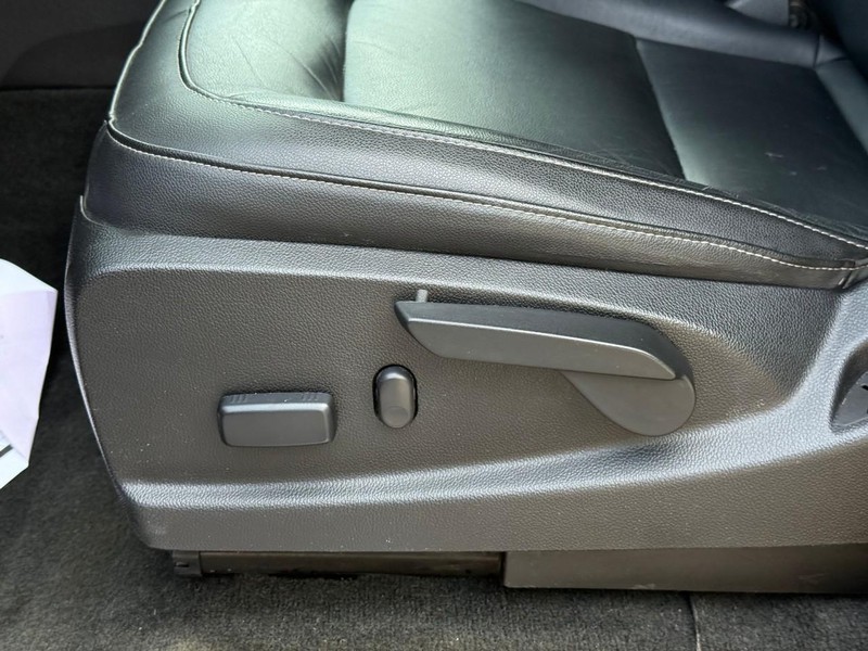 Chevrolet Colorado Vehicle Image 18