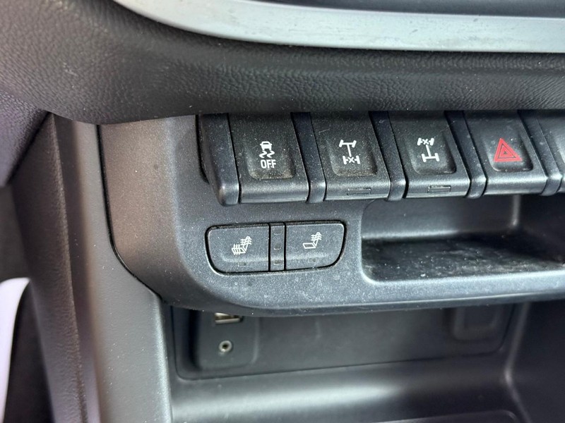Chevrolet Colorado Vehicle Image 25