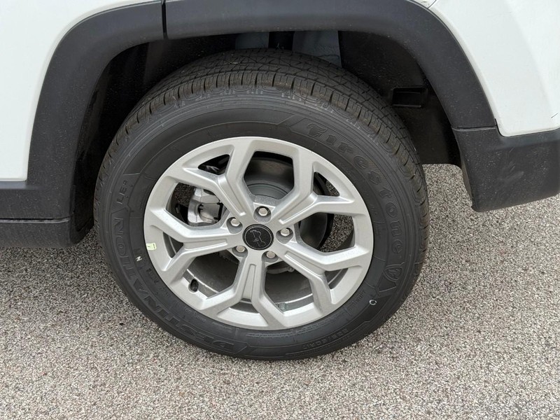 Jeep Compass Vehicle Image 05
