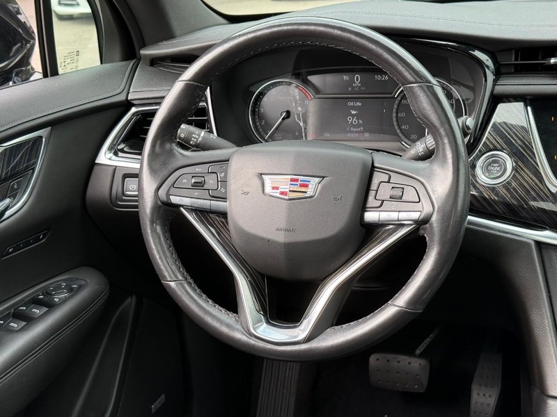 Cadillac XT6 Vehicle Image 15