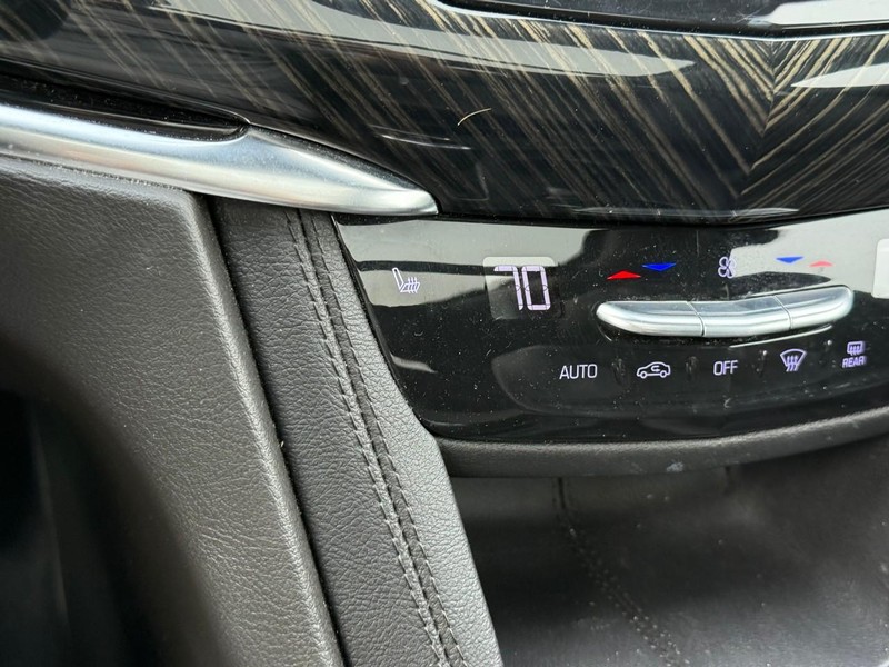 Cadillac XT6 Vehicle Image 26