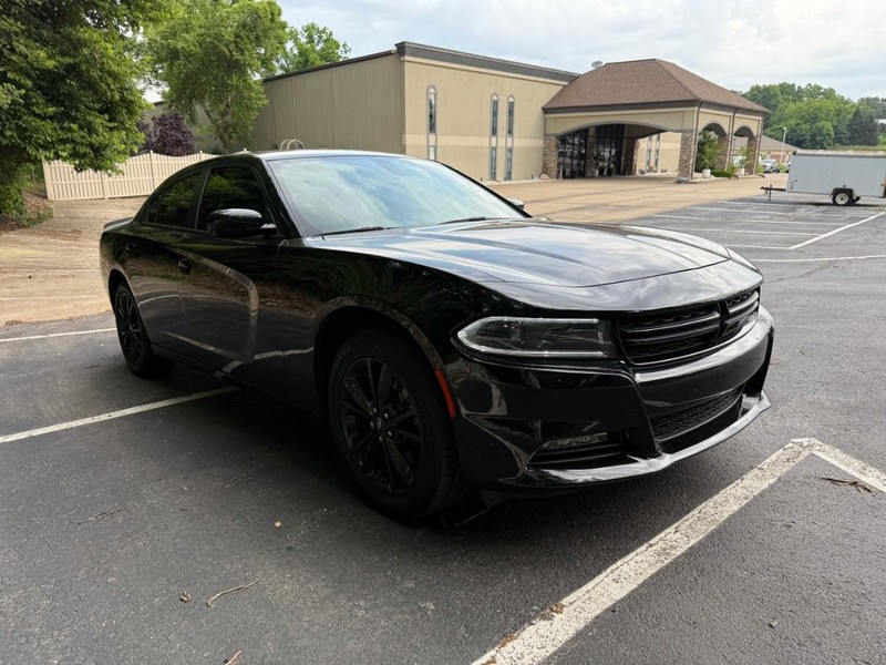 Dodge Charger Vehicle Image 11