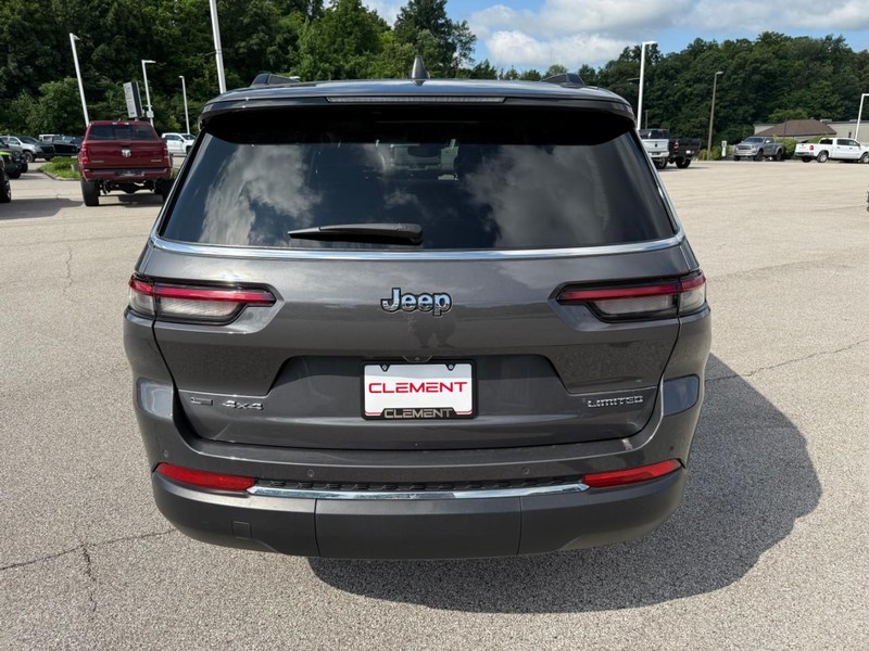 Jeep Grand Cherokee L Vehicle Image 09