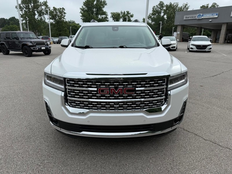 GMC Acadia Vehicle Image 09