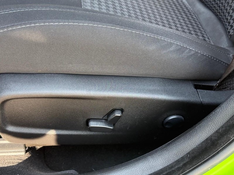 Dodge Charger Vehicle Image 19