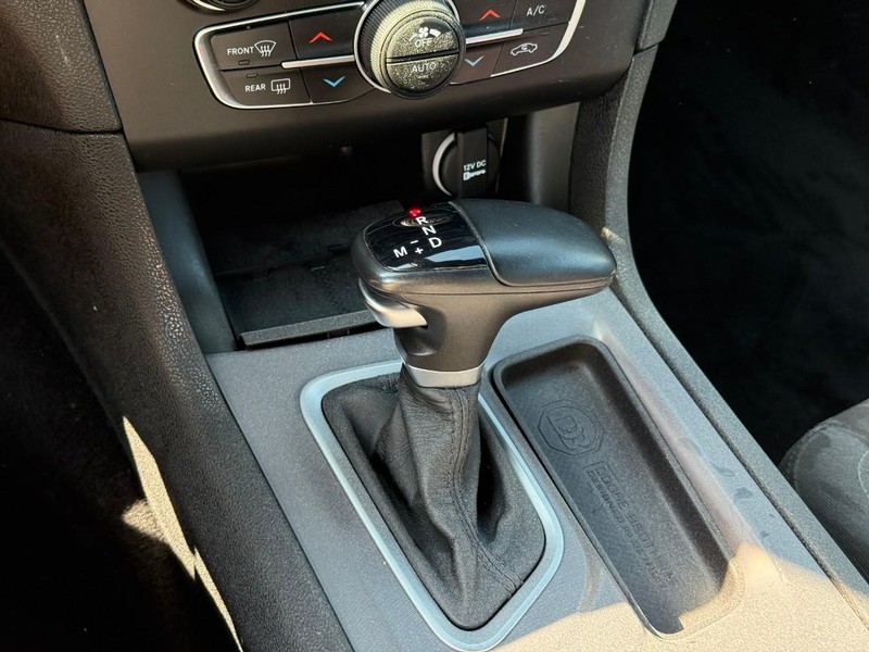 Dodge Charger Vehicle Image 23