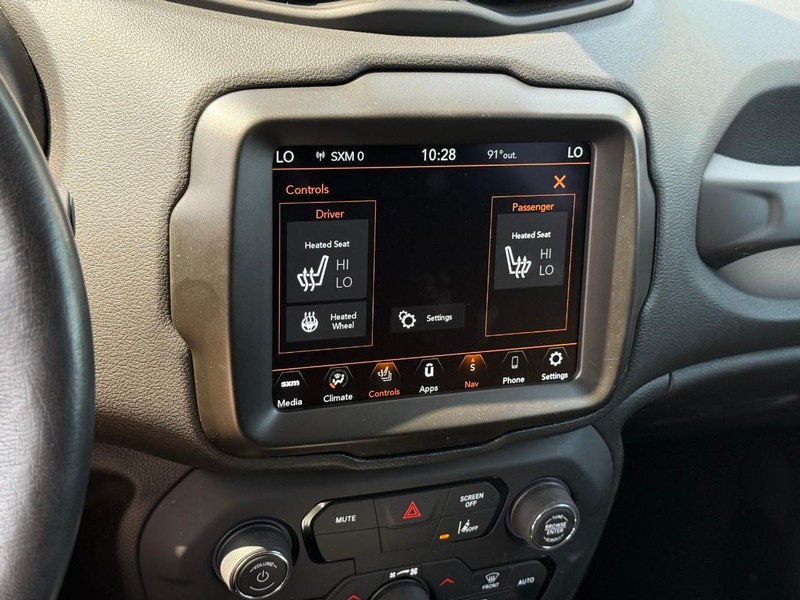 Jeep Renegade Vehicle Image 26