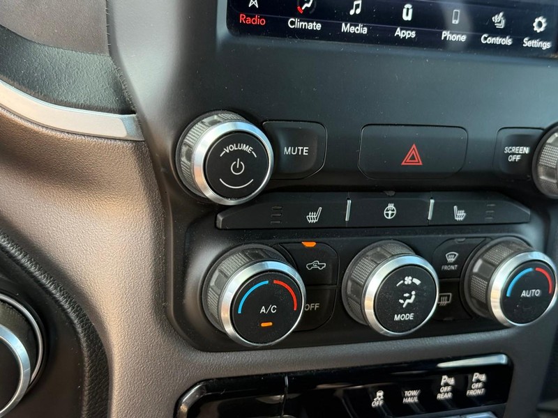 Ram 1500 Vehicle Image 25