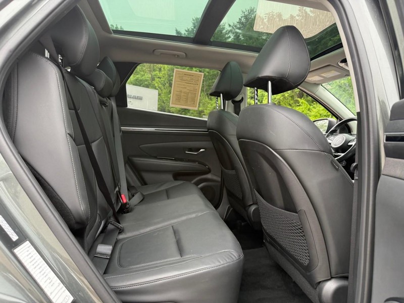 Hyundai Tucson Hybrid Vehicle Image 14