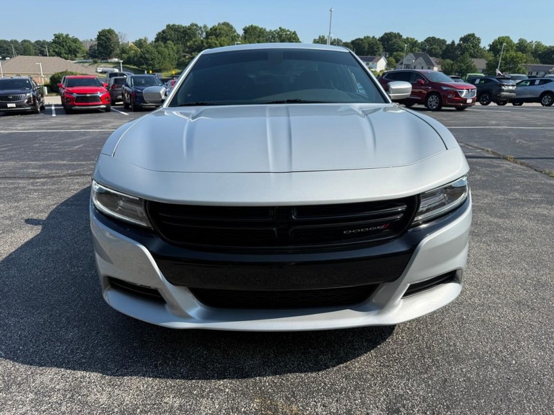 Dodge Charger Vehicle Image 12