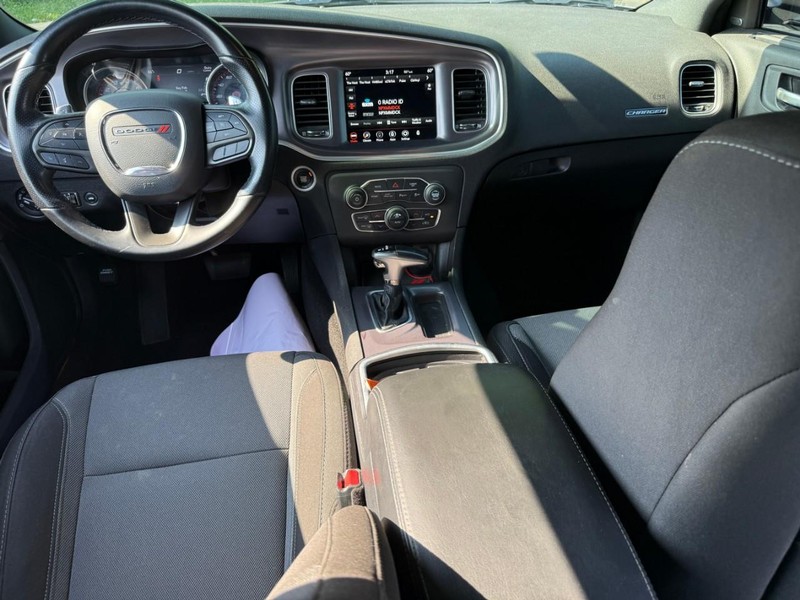 Dodge Charger Vehicle Image 13
