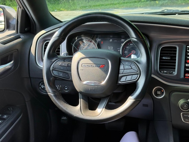 Dodge Charger Vehicle Image 14