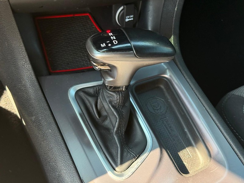 Dodge Charger Vehicle Image 22