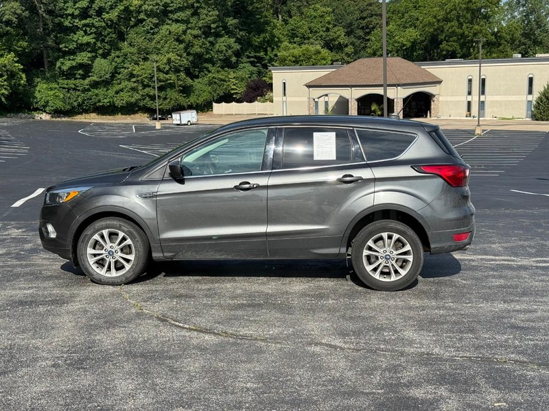 Ford Escape Vehicle Image 03