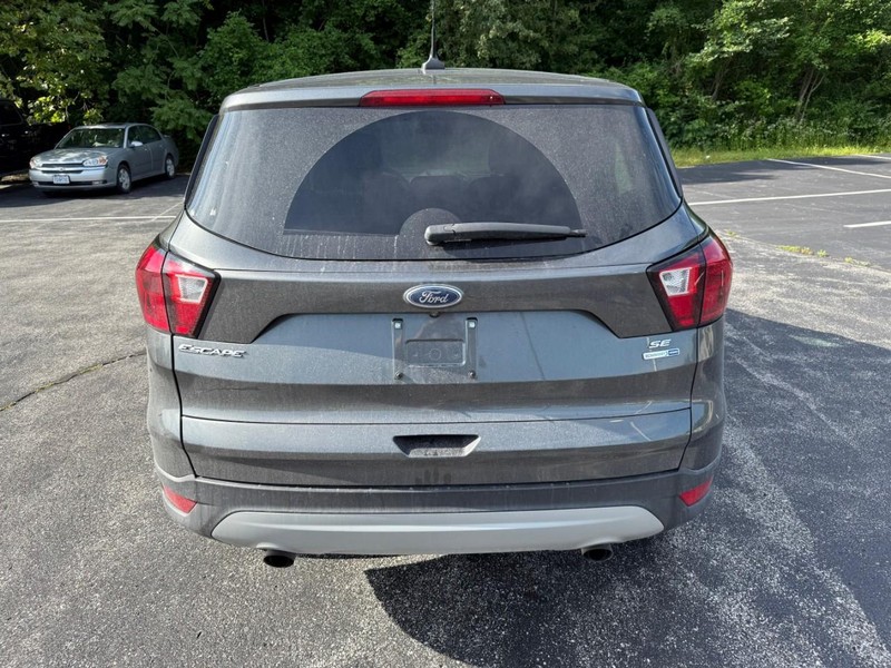 Ford Escape Vehicle Image 09