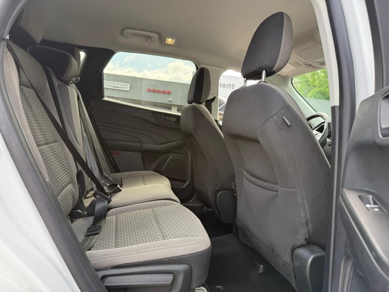Ford Escape Vehicle Image 13