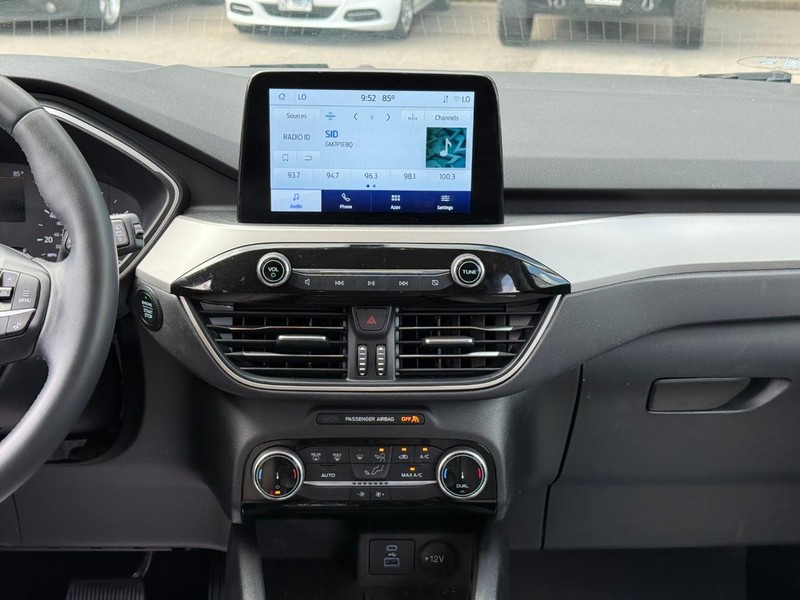 Ford Escape Vehicle Image 16