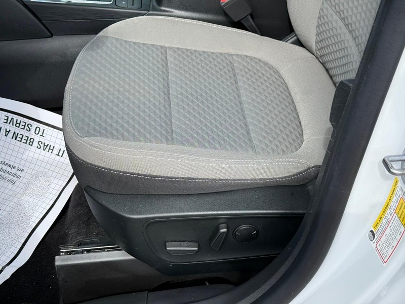 Ford Escape Vehicle Image 20