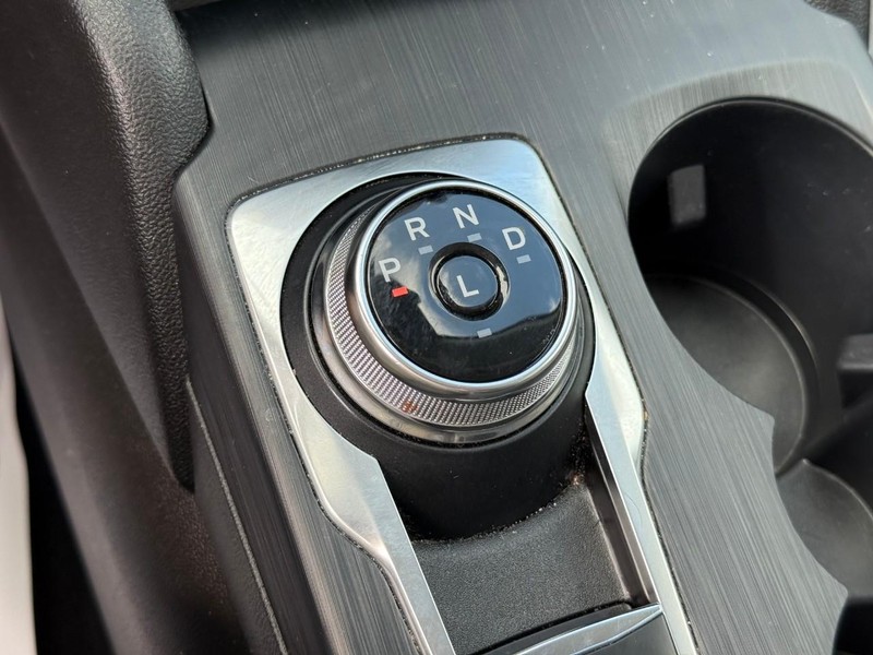 Ford Escape Vehicle Image 24