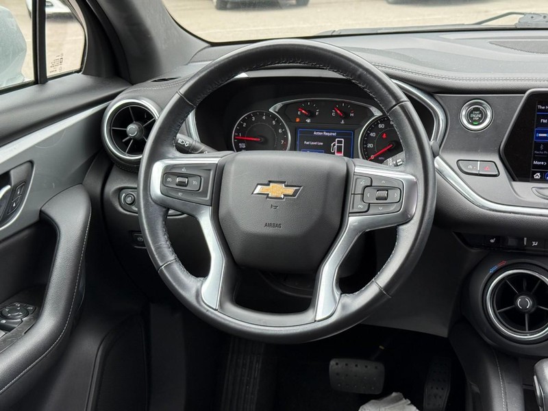 Chevrolet Blazer Vehicle Image 15