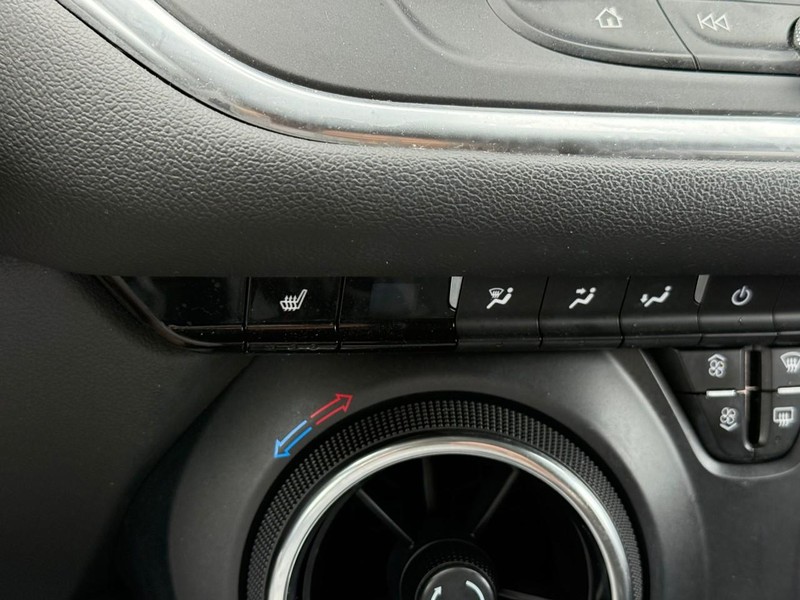 Chevrolet Blazer Vehicle Image 25